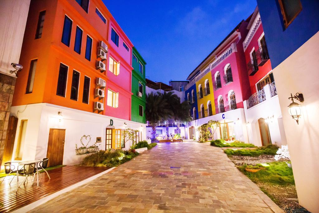Rainbowtown Hotel Hualien City Exterior photo