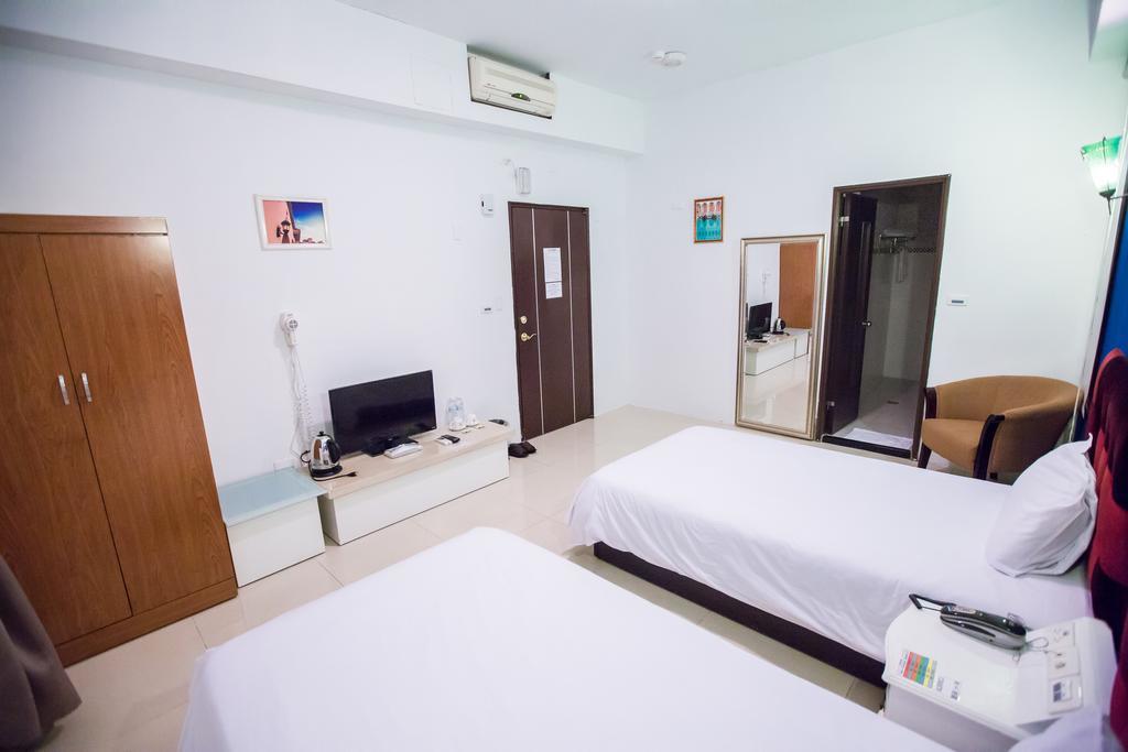 Rainbowtown Hotel Hualien City Exterior photo